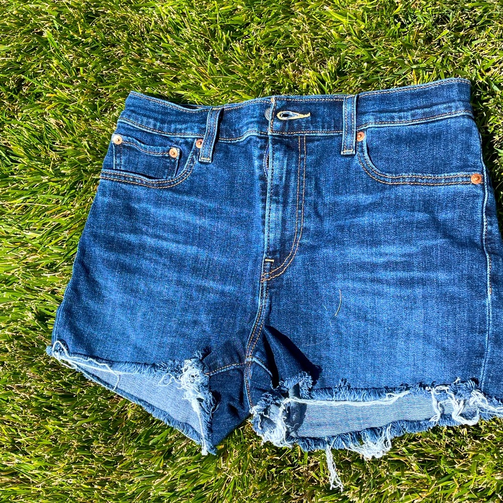 Levi Shorts